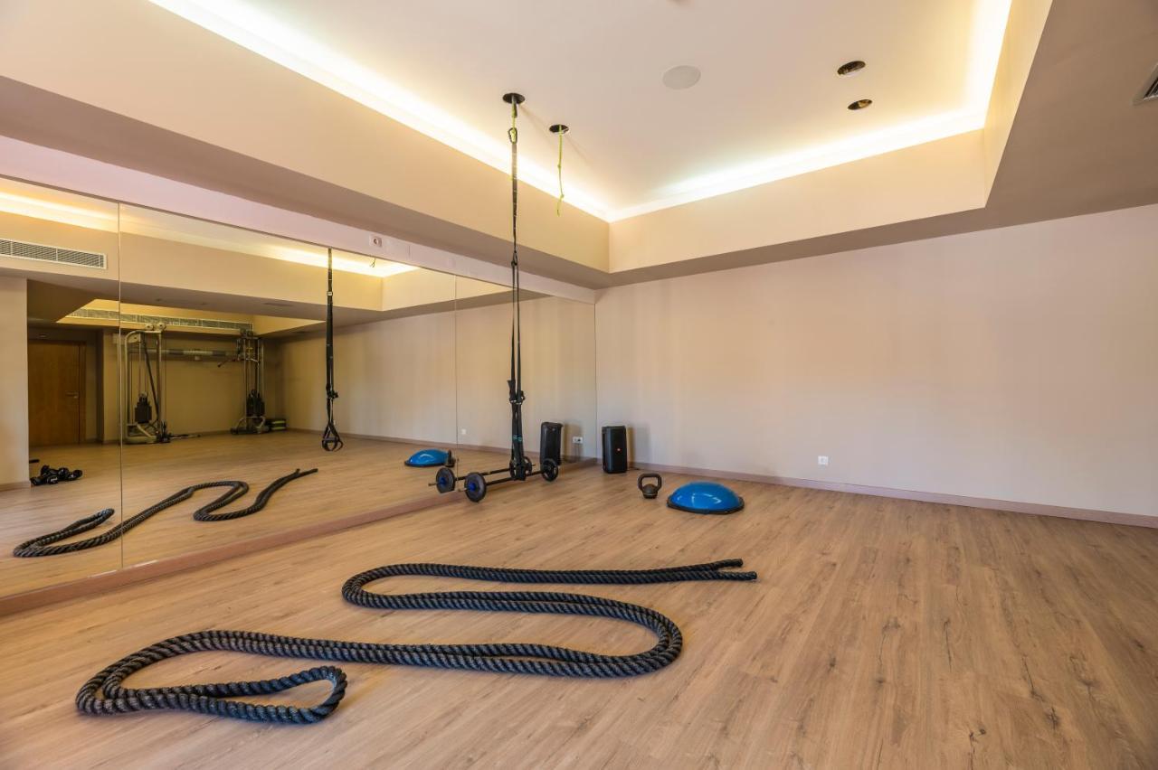 Vale Da Lapa Village Resort Carvoeiro  Exterior foto The gym at the hotel