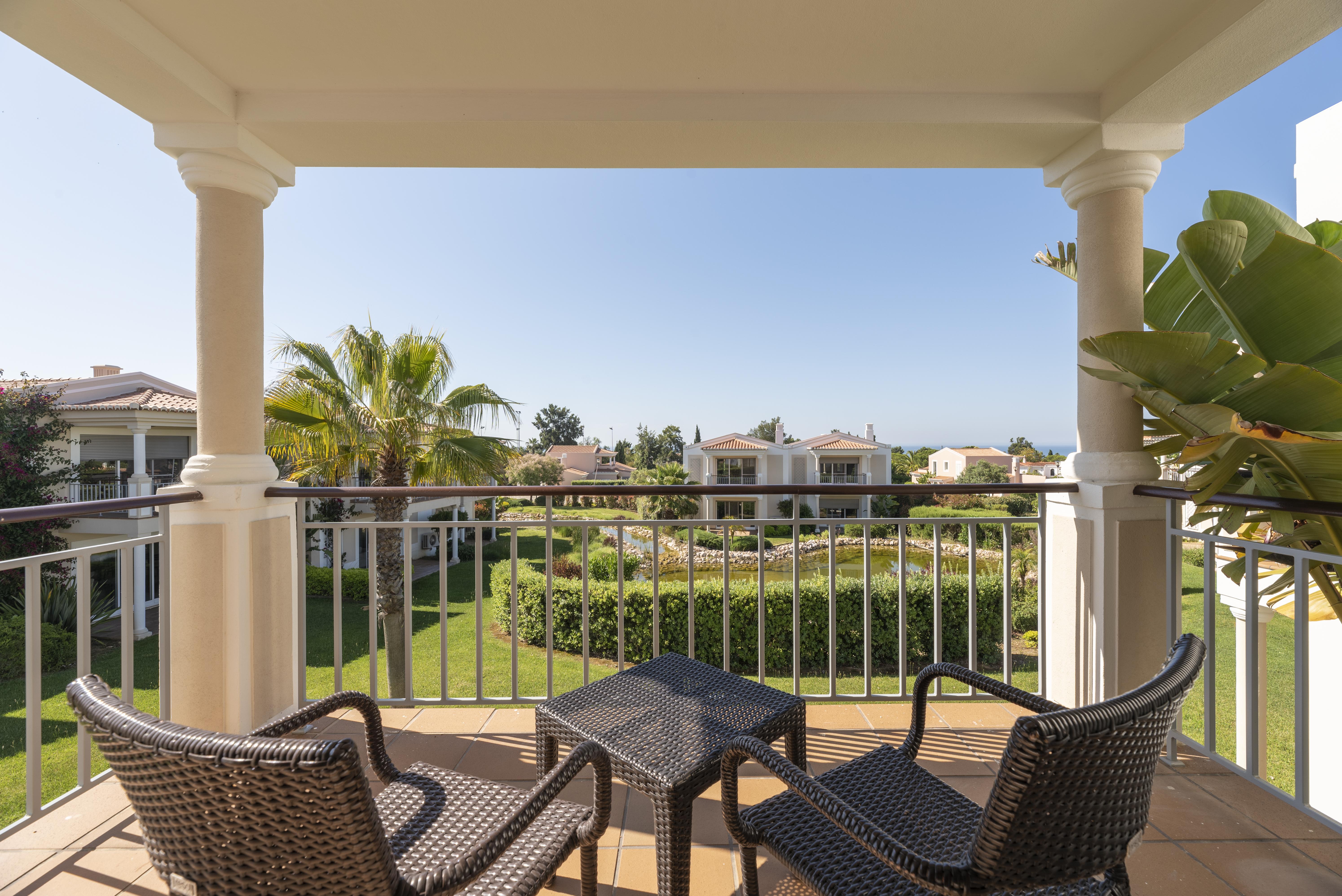 Vale Da Lapa Village Resort Carvoeiro  Exterior foto A view of the golf course from a balcony